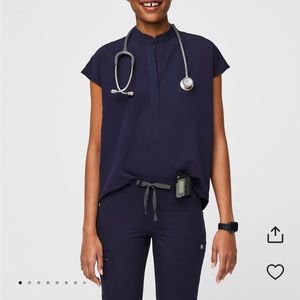 Figs Rafaela Oversized Scrub Top